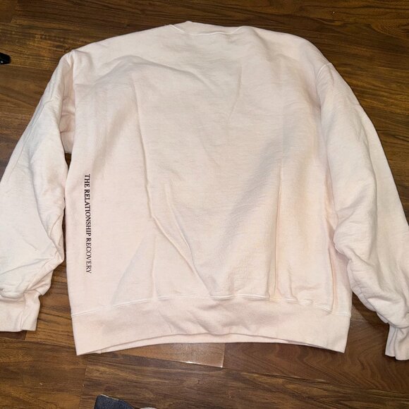 Cream Graphic Sweatshirt – Women’s Size M - Picture 4 of 10